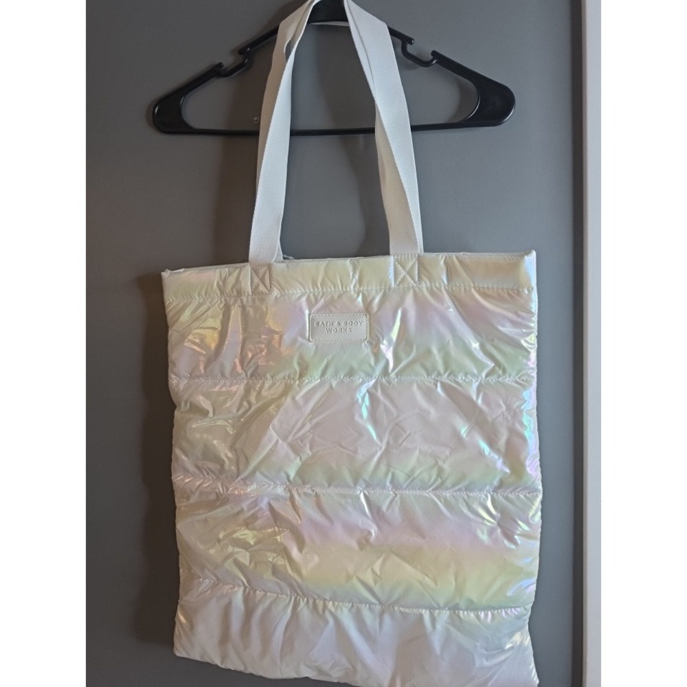 Bath & Body Works Iridescent White Quilted Puffer Tote Bag 25157595